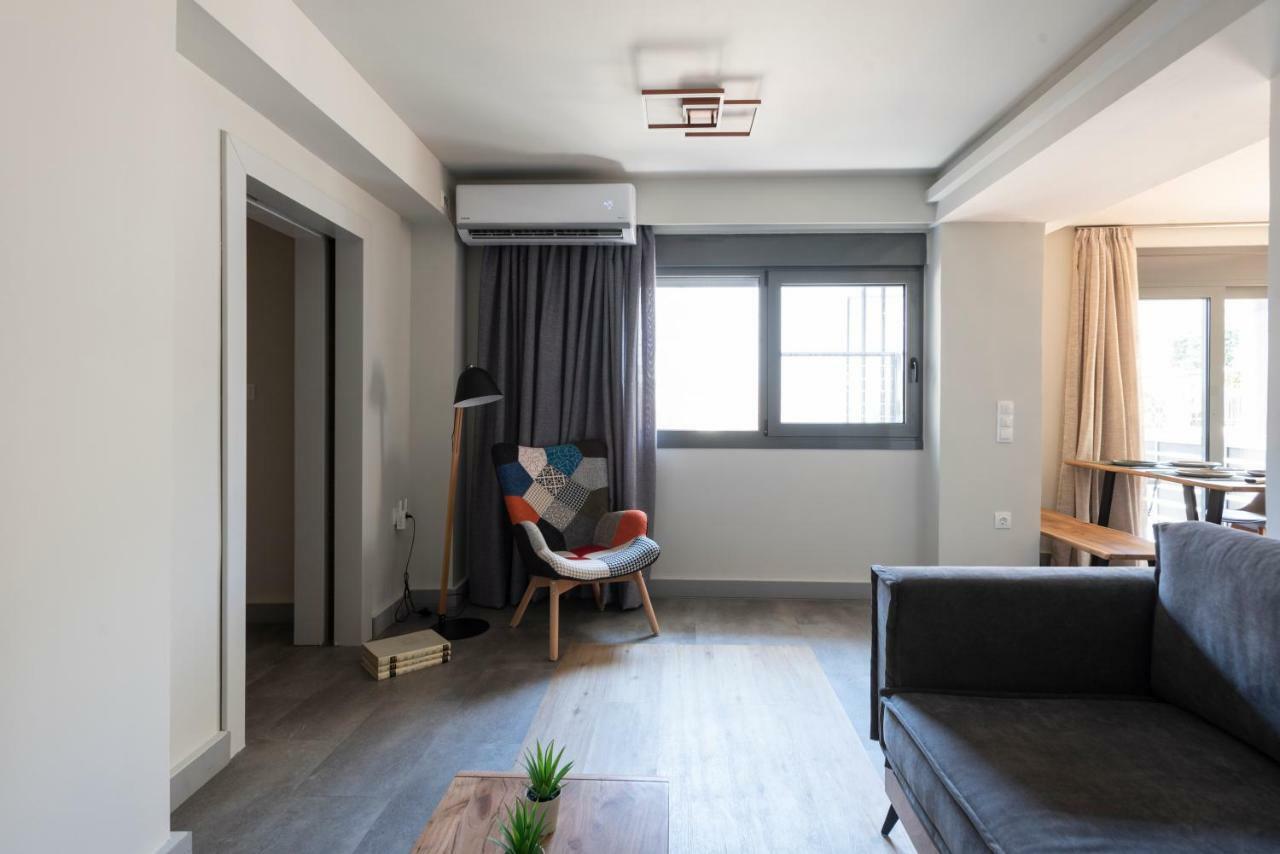 Groundfloor 2Br Apt With Smallyard Near The Heart Of קלמאטה מראה חיצוני תמונה